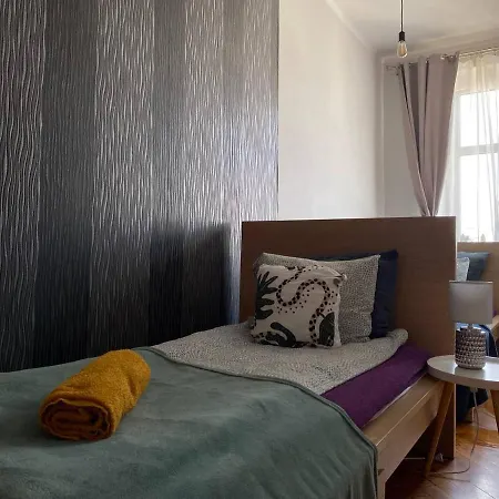 Real Vip Vandrarhem Kraków