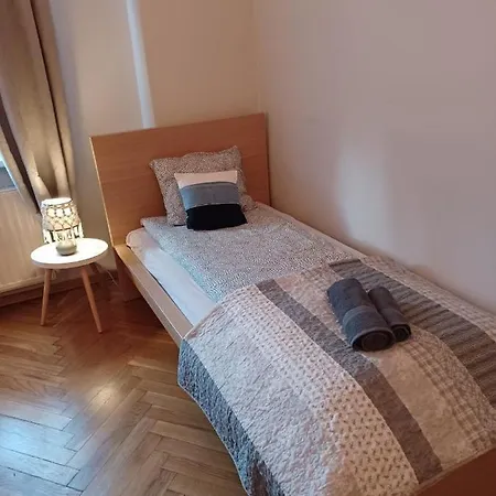 Real Vip * Krasków